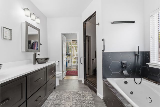 1012 Heathfield Cir, Brentwood, TN 37027