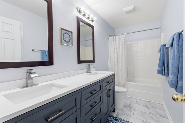 1012 Heathfield Cir, Brentwood, TN 37027