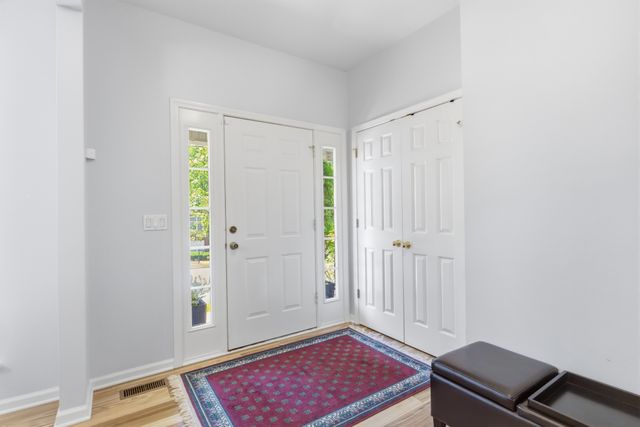 1012 Heathfield Cir, Brentwood, TN 37027