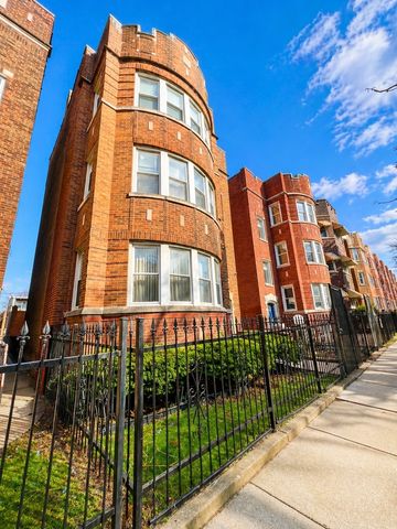7823 S Cornell Avenue, Chicago, IL 60649
