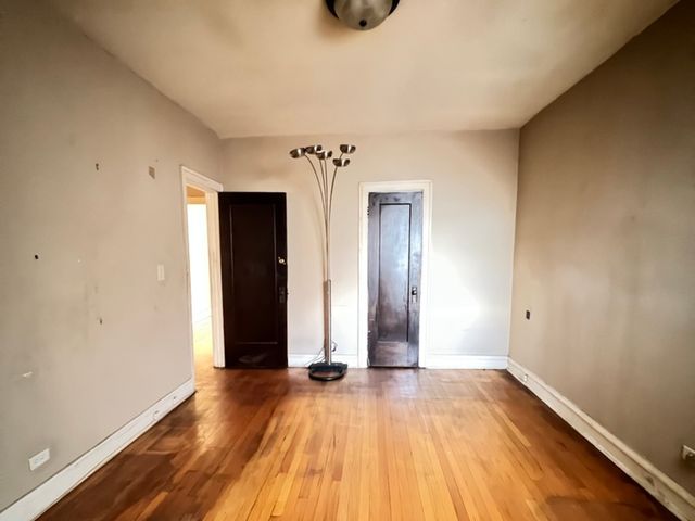 7823 S Cornell Avenue, Chicago, IL 60649