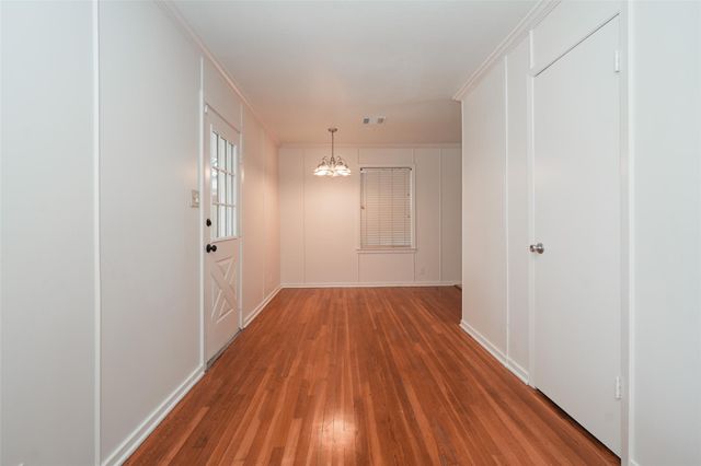 9519 Val Verde Street, Houston, TX 77063