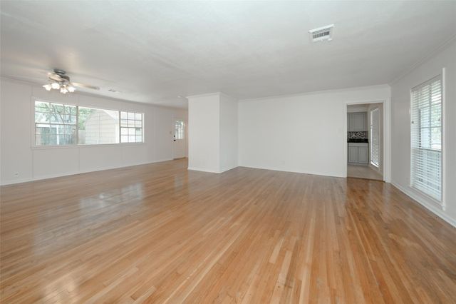 9519 Val Verde Street, Houston, TX 77063