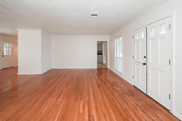9519 Val Verde Street, Houston, TX 77063