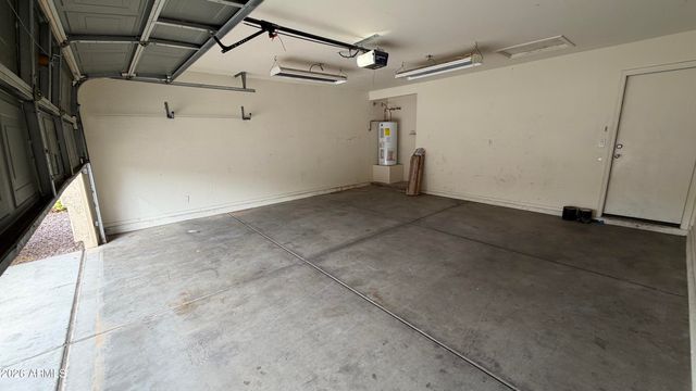 10577 N 115th Drive, Youngtown, AZ 85363