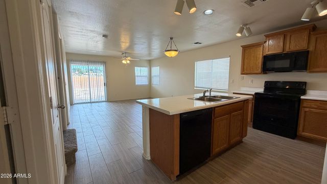 10577 N 115th Drive, Youngtown, AZ 85363