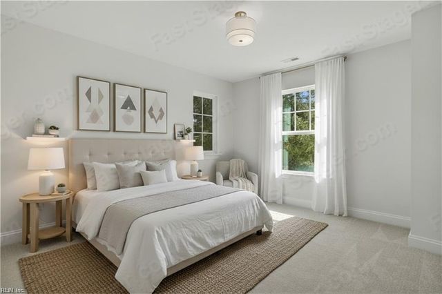 345 Ewell LN, Chesapeake, VA 23322