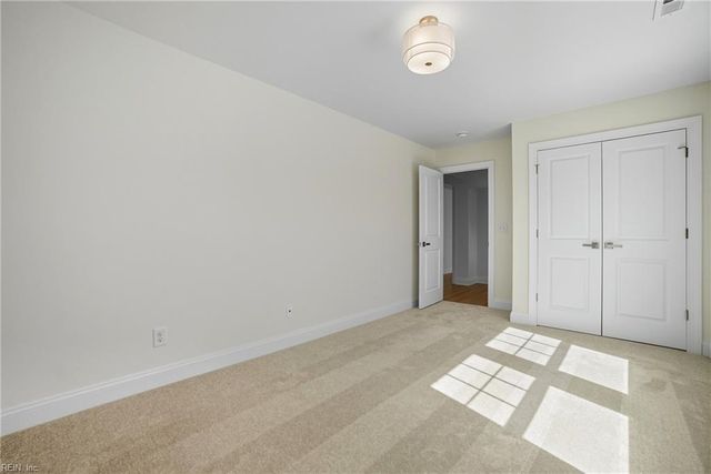 345 Ewell LN, Chesapeake, VA 23322