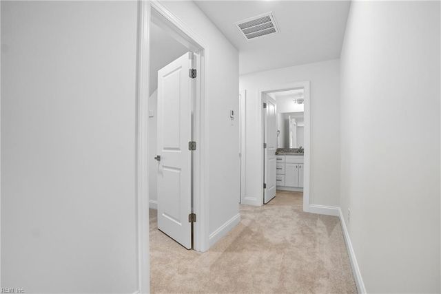 345 Ewell LN, Chesapeake, VA 23322