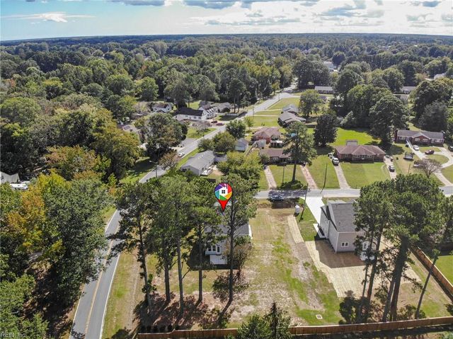 345 Ewell LN, Chesapeake, VA 23322