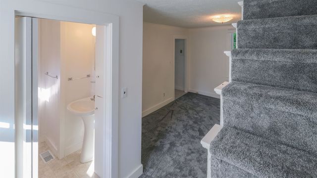 758 Weston Andover Road, Andover, VT 05143
