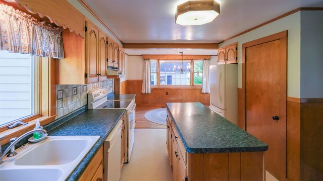 758 Weston Andover Road, Andover, VT 05143