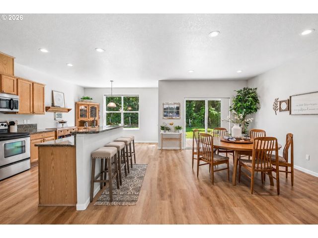 28680 Se ASH TREE Pl, Boring, OR 97009