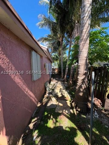 8044 NW 1st Pl, Miami, FL 33150