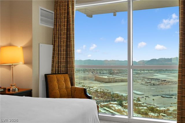 135 East Harmon Avenue 2814, Las Vegas, NV 89109
