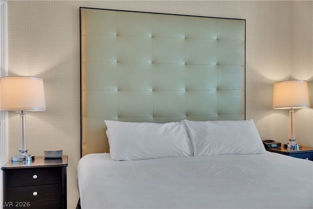 135 East Harmon Avenue 2814, Las Vegas, NV 89109