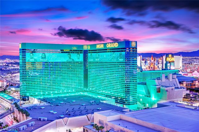 135 East Harmon Avenue 2814, Las Vegas, NV 89109