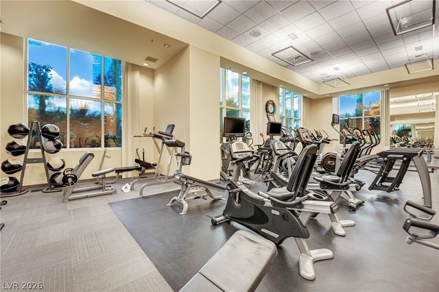 135 East Harmon Avenue 2814, Las Vegas, NV 89109