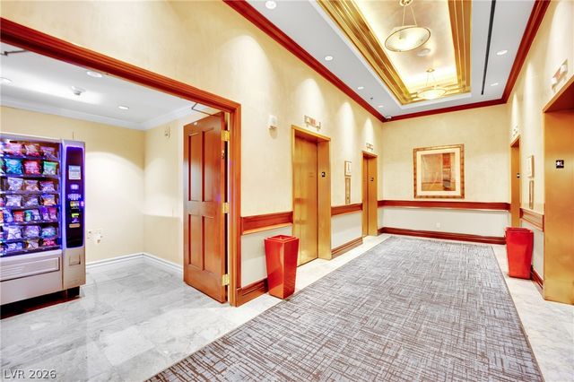 135 East Harmon Avenue 2814, Las Vegas, NV 89109