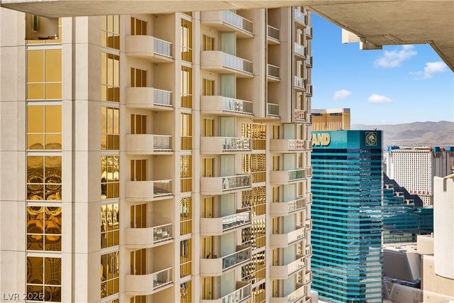 135 East Harmon Avenue 2814, Las Vegas, NV 89109
