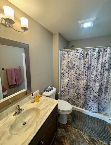 4350 Huntinghorne Drive, Janesville, WI 53546