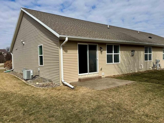 4350 Huntinghorne Drive, Janesville, WI 53546