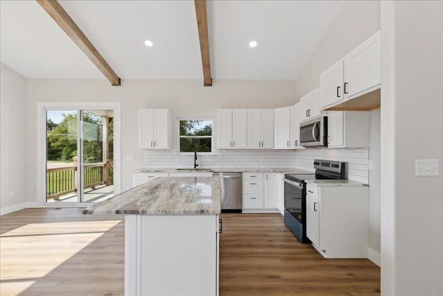 3102 E Sunflower Dr., Derby, KS 67037