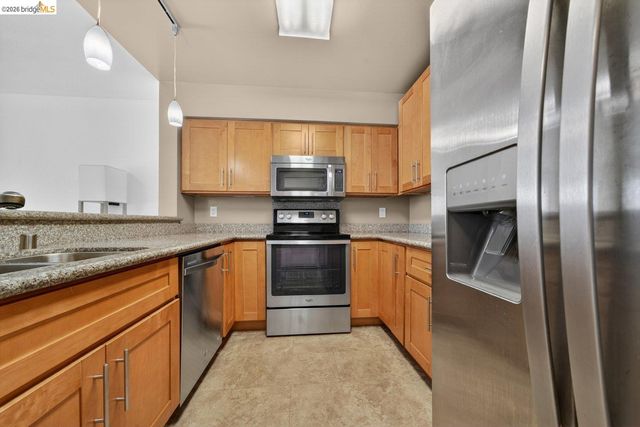 1205 Melville Sq 204, Richmond, CA 94804