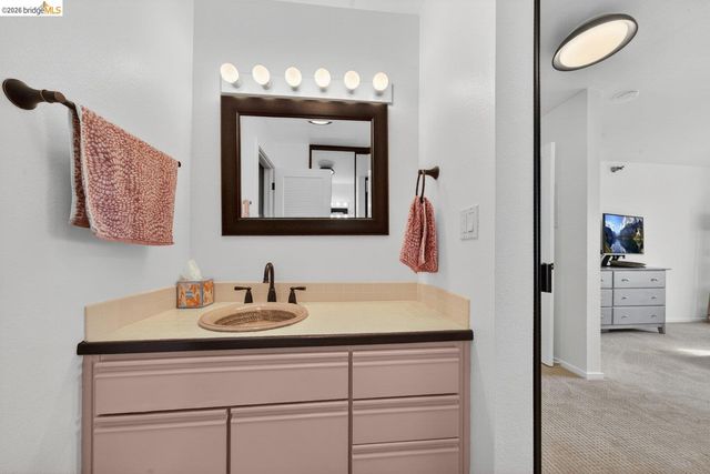 1205 Melville Sq 204, Richmond, CA 94804