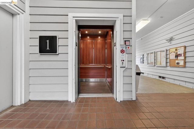 1205 Melville Sq 204, Richmond, CA 94804