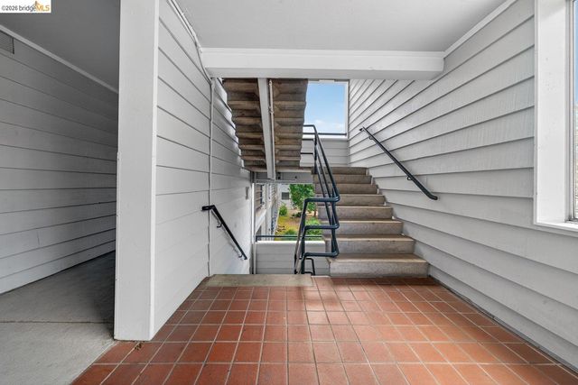 1205 Melville Sq 204, Richmond, CA 94804