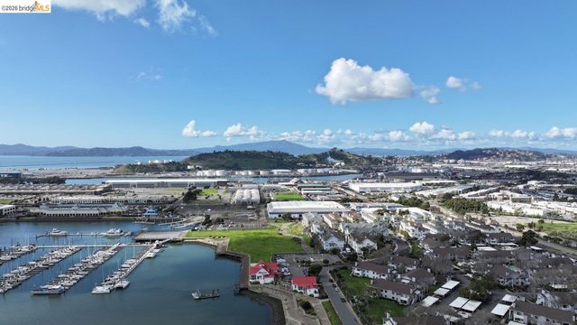 1205 Melville Sq 204, Richmond, CA 94804