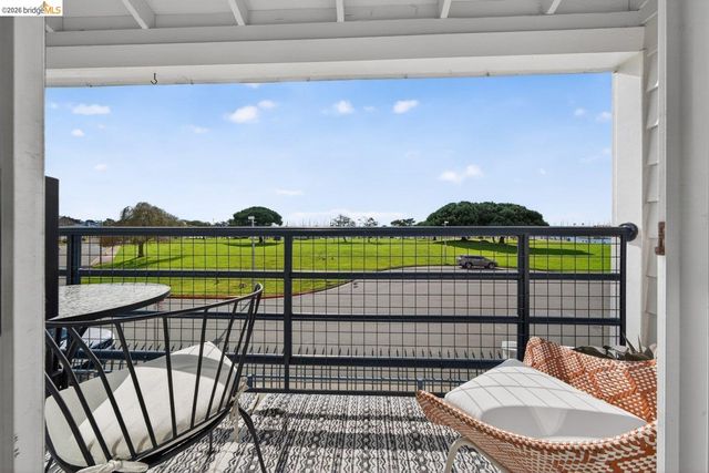 1205 Melville Sq 204, Richmond, CA 94804