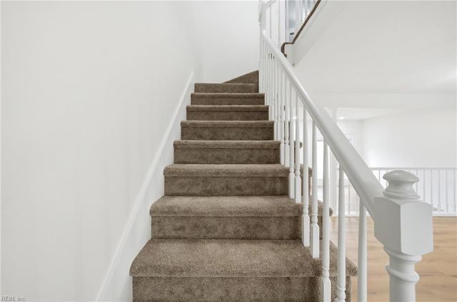 5619 Trafalgar ARCH, Portsmouth, VA 23701