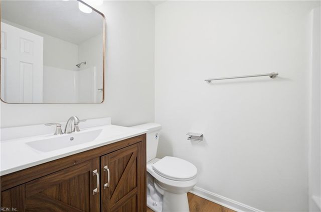 5619 Trafalgar ARCH, Portsmouth, VA 23701