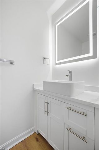 5619 Trafalgar ARCH, Portsmouth, VA 23701