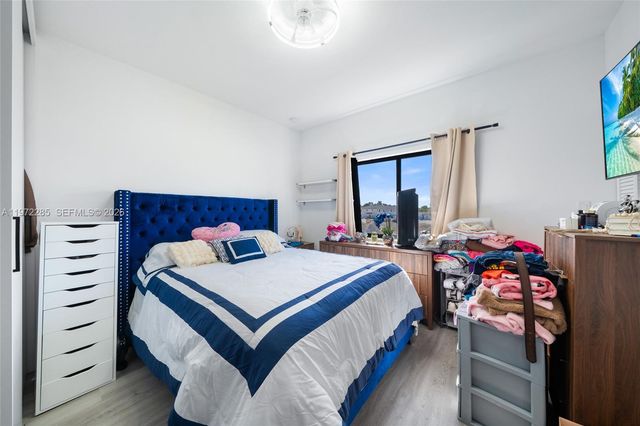 209 NW 13th Pl, Florida City, FL 33034