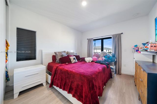 209 NW 13th Pl, Florida City, FL 33034