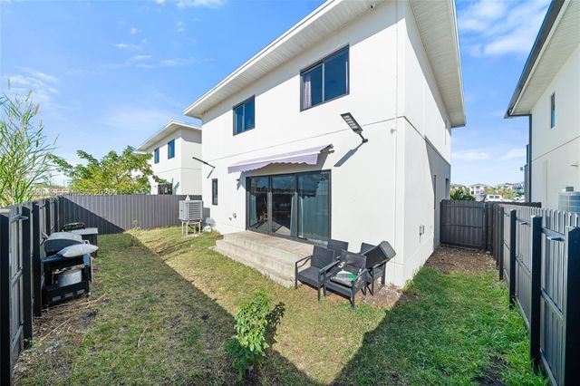 209 NW 13th Pl, Florida City, FL 33034