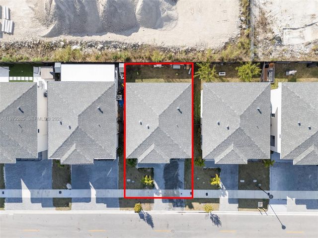 209 NW 13th Pl, Florida City, FL 33034