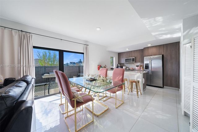 209 NW 13th Pl, Florida City, FL 33034