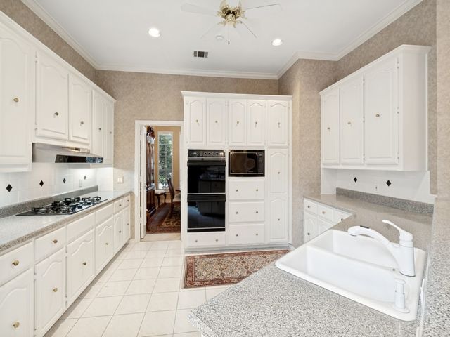 4811 Stony Ford Drive, Dallas, TX 75287