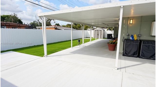 3251 NW 177th Ter, Miami Gardens, FL 33056