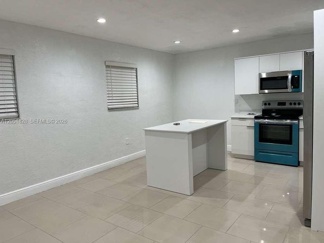 3251 NW 177th Ter, Miami Gardens, FL 33056