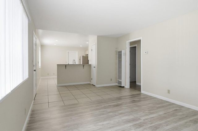 609 Saint George Drive, Salinas, CA 93905