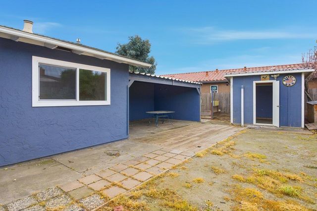 609 Saint George Drive, Salinas, CA 93905