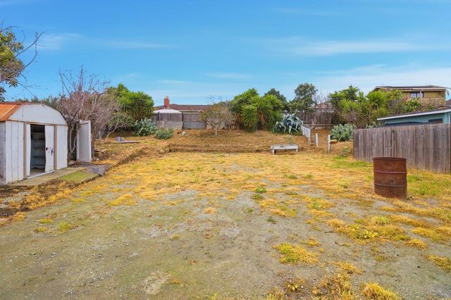 609 Saint George Drive, Salinas, CA 93905