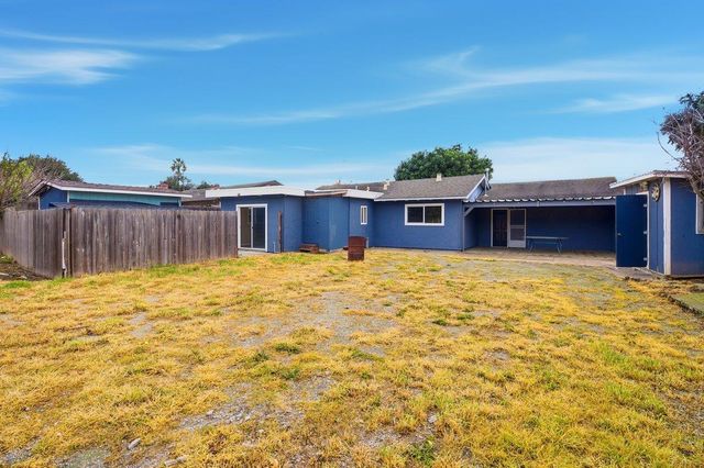 609 Saint George Drive, Salinas, CA 93905