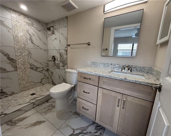5327 Summerlin RD 2709, Fort Myers, FL 33919