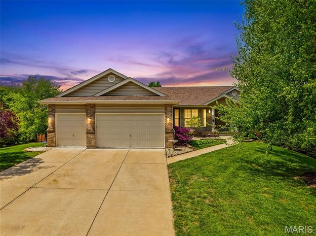 1753 Monet Drive, Dardenne Prairie, MO 63368